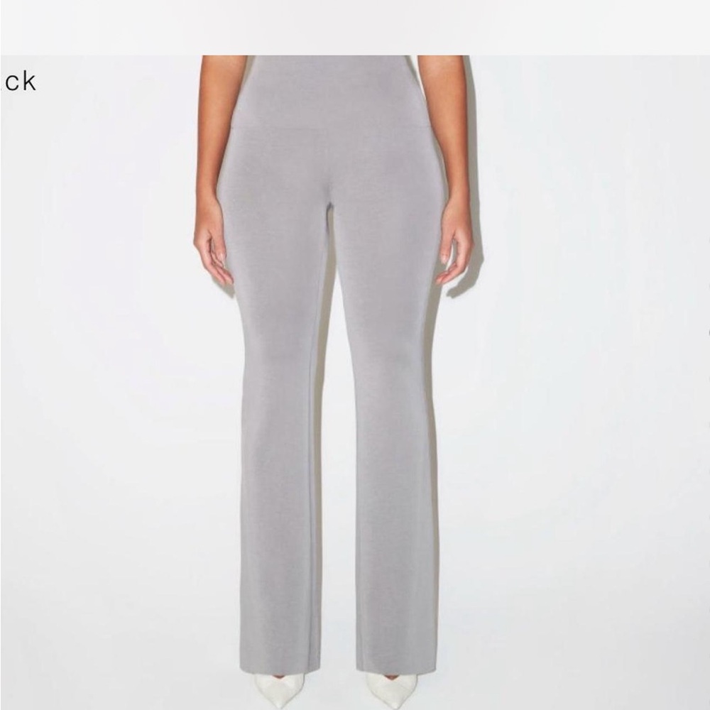 Calvin Klein Women's Light Gray Flare Pants